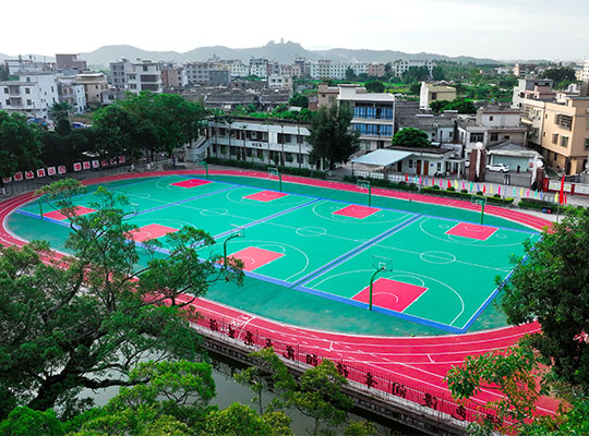 世德中学卷材场地